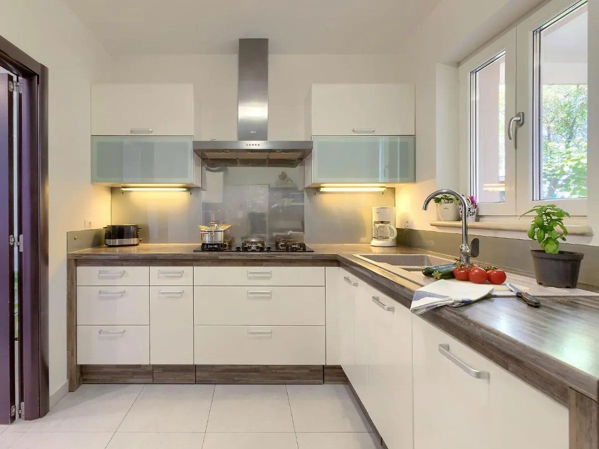 Holiday Home Villa Vela - Pul451 By Interhome Šišan