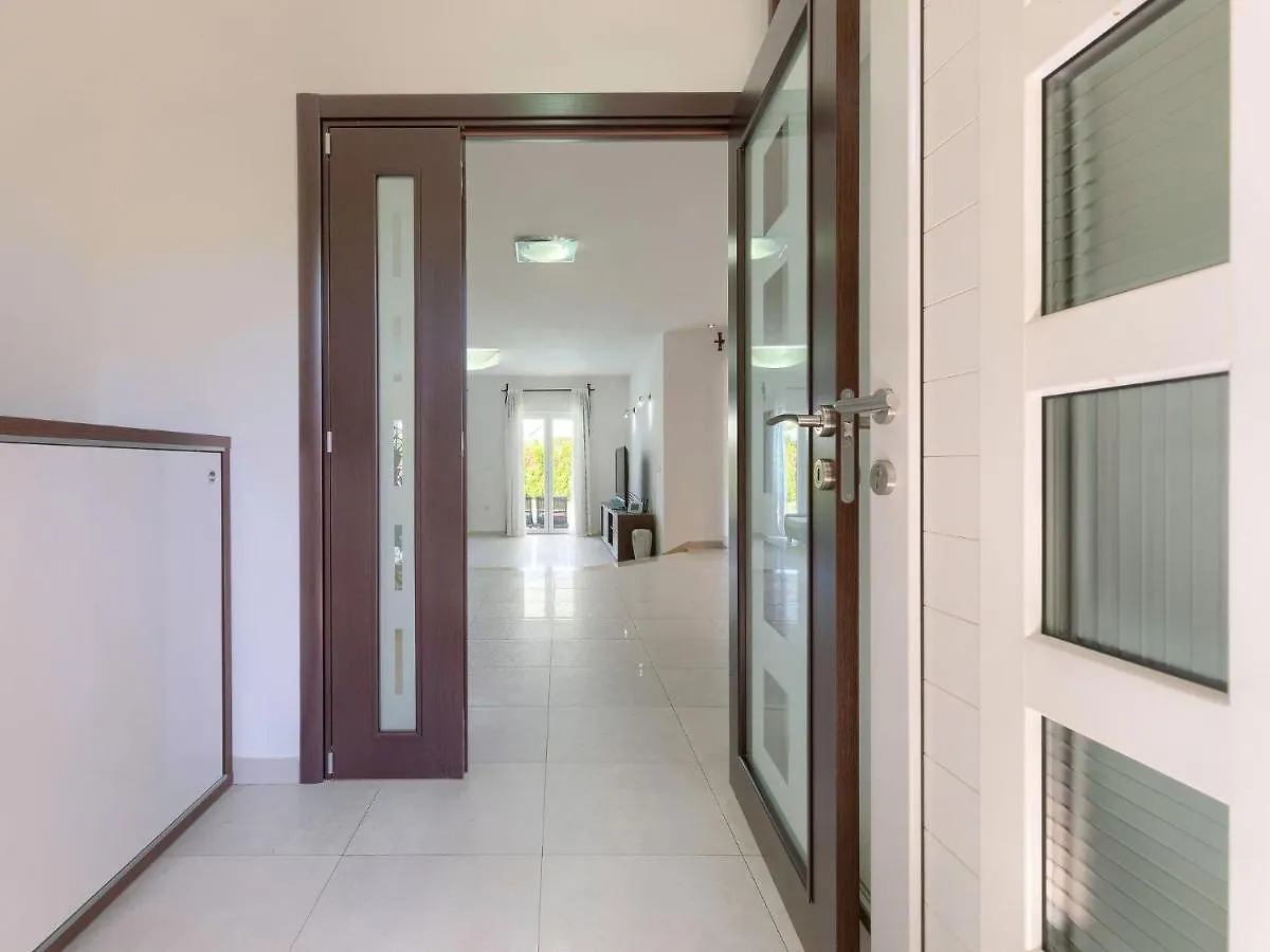 Holiday Home Villa Vela - Pul451 By Interhome Šišan