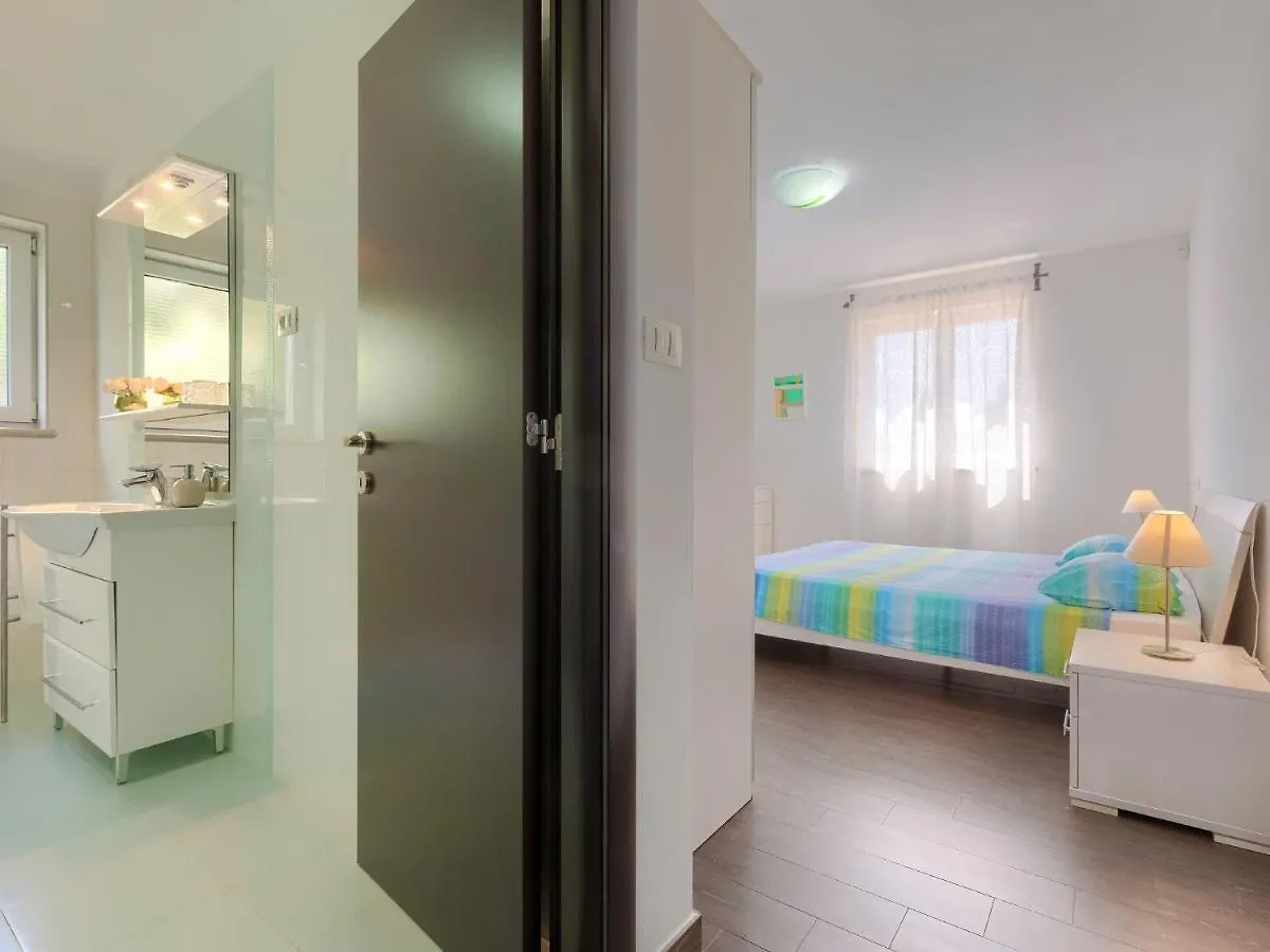 Holiday Home Villa Vela - Pul451 By Interhome Šišan